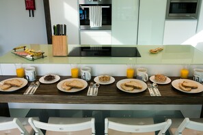 House | 4 bilik tidur 