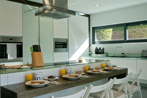 Villa | 4 bedrooms - Aqua Villa by Acasadascasas (Mafra)