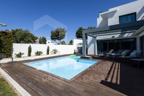 Villa | 4 bedrooms - Aqua Villa by Acasadascasas (Mafra)