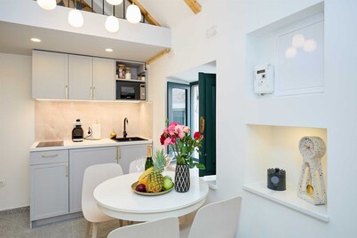 Exquisite Villa by Dominium - Old city