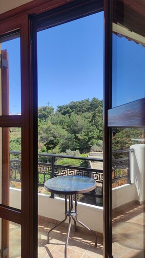 Apartment, Smoking | 1 bedroom - Nikos Apartments A3 in Gialiskari (Ikaria)