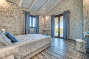 Villa | 4 bedrooms - Luxury Villa Stagio With Private Swimming Pool (Zakynthos)