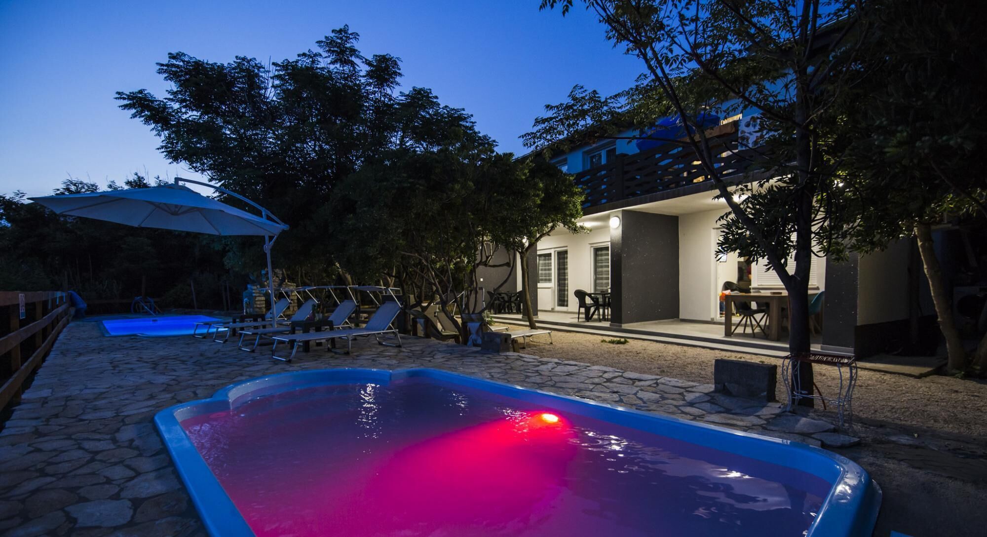 منزل | 6 عدّة غرف نوم