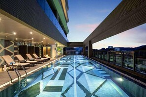 Nicht klassifiziertes Bild, 3 von 87, Schaltfläche