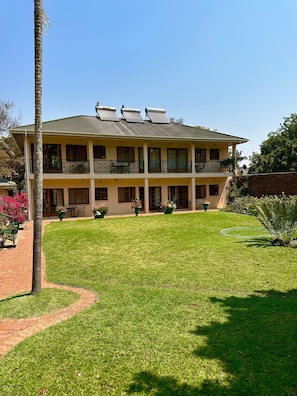 House - A Boutique Lodge Situated in a Serene Environment - 2030 (Harare)