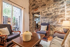 House | 2 bedrooms - King Shelter by Madeira Sun Travel (Porto Moniz)