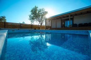 Room - Holiday Home Relax with Pool Access (Sveti Filip i Jakov)