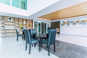 Apartment - A714 Rooftop Pool Gym Parking 900m From Kata Beach (Karon)