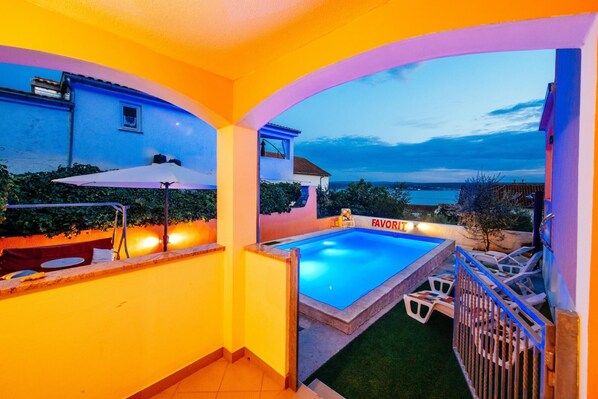 منزل | 7 عدّة غرف نوم