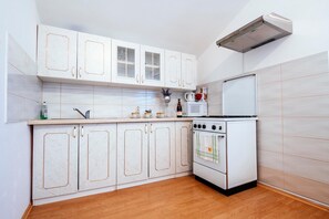 منزل | 7 عدّة غرف نوم