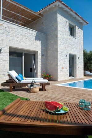 4 bedrooms - Villa Prima - With Private Heated Pool (Rethymno)