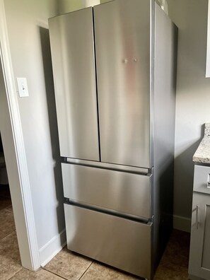 Interior - Spacious Newly Renovated Townhome (Kenner)