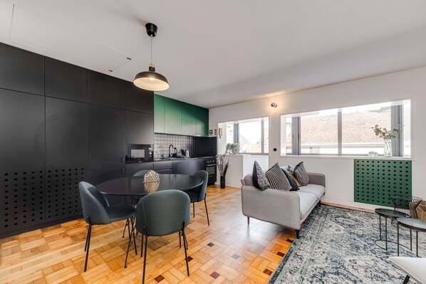 Apartment | 2 bedrooms - Nomad s Family - 2bed Spacious Apartment Gaia (Vila Nova de Gaia)