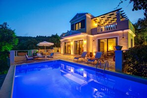 Villa, Smoking | 2 bedrooms
