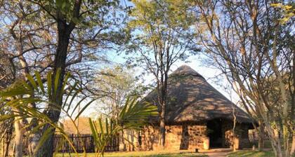 Charming Bush Chalet 3 on This World Renowned Eco Site 40 Minutes From Vic Falls Fully Catered Stay - 1983