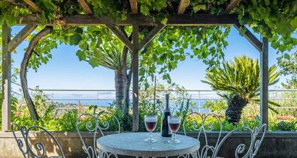 Rainbow Cottage by Madeira Sun Travel