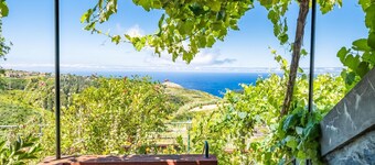 Rainbow Cottage by Madeira Sun Travel