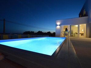 3 bedrooms - Villa Anpero with Pool Access (Jasenice)