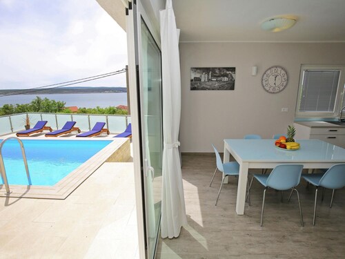 Villa Anpero with Pool Access