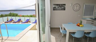 Villa Anpero with Pool Access
