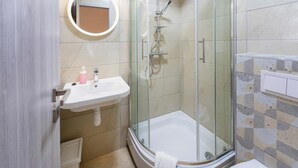 Apartment - Beautiful Studio Near City Center (Zagreb)