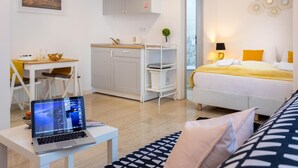 Apartment - Beautiful Studio Near City Center (Zagreb)