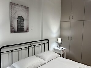 1 bedroom - Adelais in Piraeus With 1 Bedrooms and 1 Bathrooms (Piraeus)