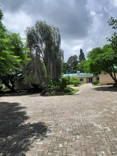 Executive Apartment With 2 Beds Kitchenette - 2072