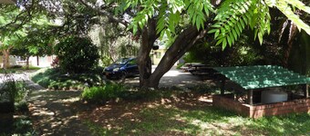 อพาร์ทเมนท์ 2 ห้องนอนพร้อมห้องน้ำในห้องและห้องครัว - 2069