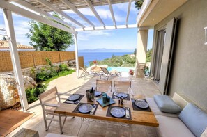 2 bedrooms, soundproofing