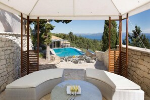 House | 3 bedrooms - Danai Villa - Charming Escape With Oceanside Views (Paxos)
