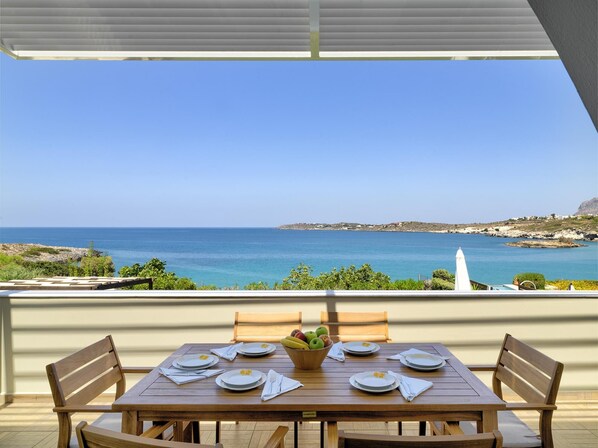 Villa | 4 bedrooms, soundproofing