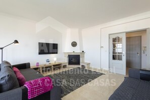 Apartment | 3 bedrooms - Ocean Apartment by Acasadascasas (Mafra)