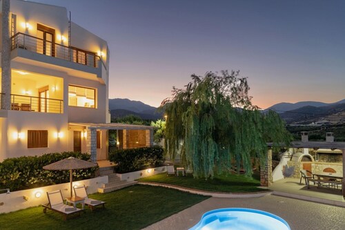 Villa Dolce Evita - With Private Pool