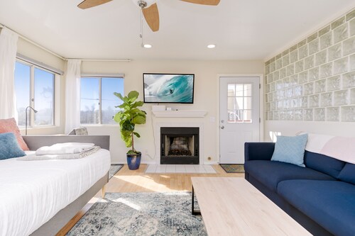Cloud 9 Studio at the Beach