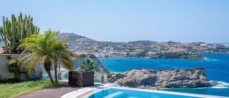 3 bedrooms, soundproofing