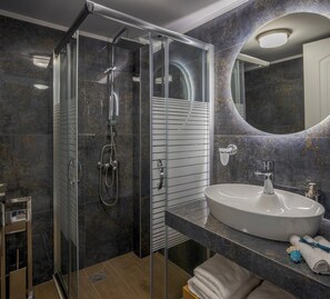 House - Myra Mare Brown Suite by Estia (Heraklion)