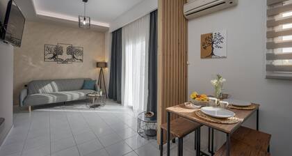 Myra Mare Brown Suite by Estia