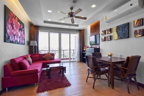 Apartment | 2 bedrooms - 602 10 min to the Beach Sea View Jacuzzi Rooftop Pool (Karon)