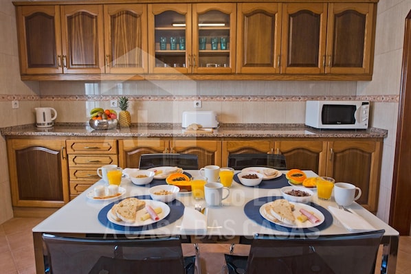 House | 2 bedrooms - White House by Acasadascasas (Mafra)