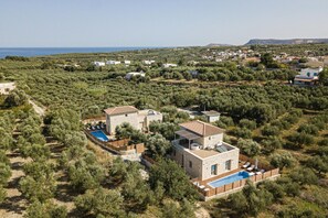 3 bedrooms - Villa Vera - With Private Pool Jacuzzi (Rethymno)