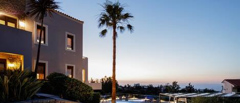 Villa | 6 bedrooms, soundproofing