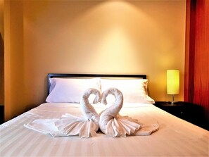 Apartment | 2 bedrooms - 114 Top Location Swimming Pool Gym Wi-fi Nightlife (Patong)