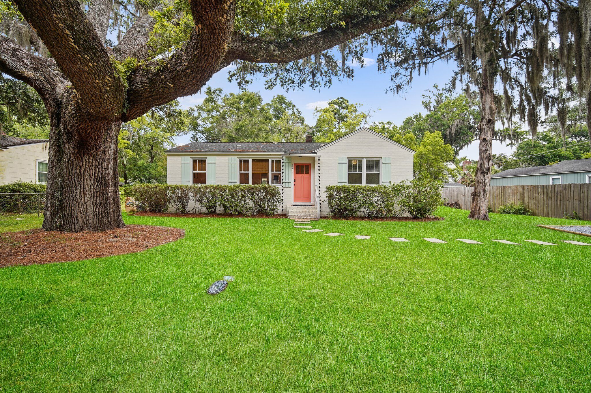 "OysterCatcher" Perfect destination in Pigeon Point! Walk/Ride2DwnTwn Beaufort!