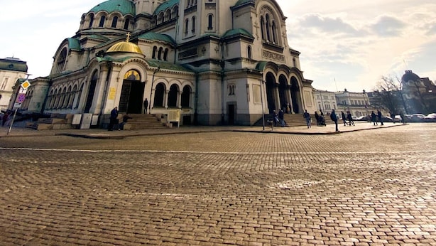 A large, historic building with multiple domes and a prominent entrance. - Top Centre Apartment Next to Vitosha Boulevard (Sofia)