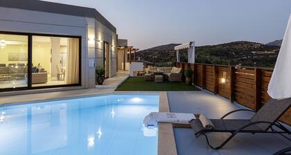 Villa Chnaris - Private Pool and Sauna