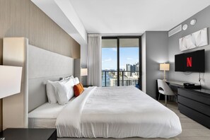 2 bedrooms, in-room safe, desk, travel crib