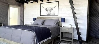 Dome 7 - Canyon Rim Domes