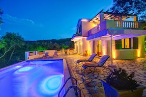 House, Smoking | 2 bedrooms