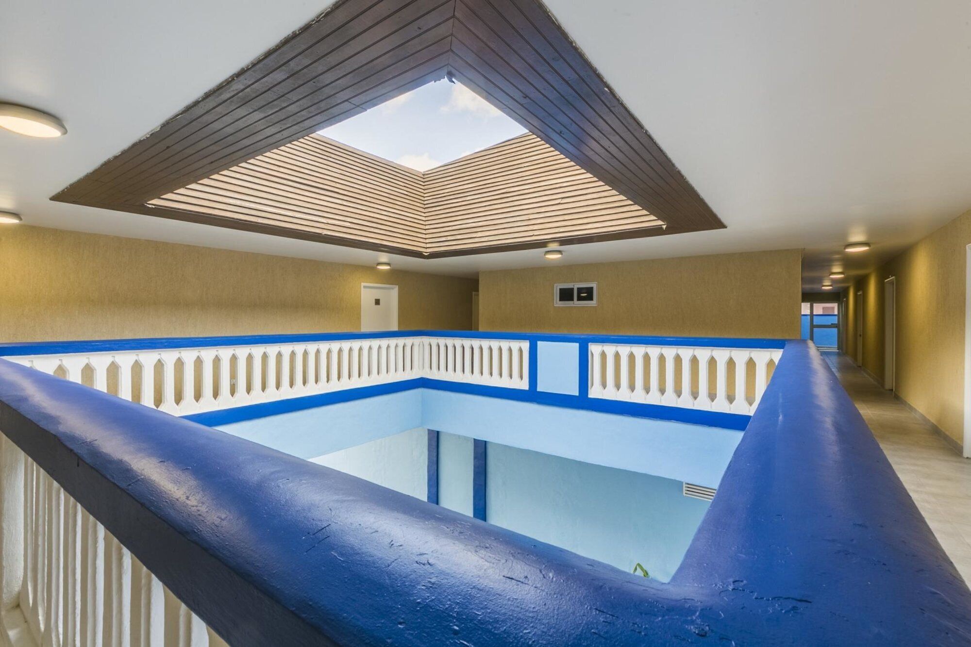 Turibana Plaza Suite 6 w Balcony